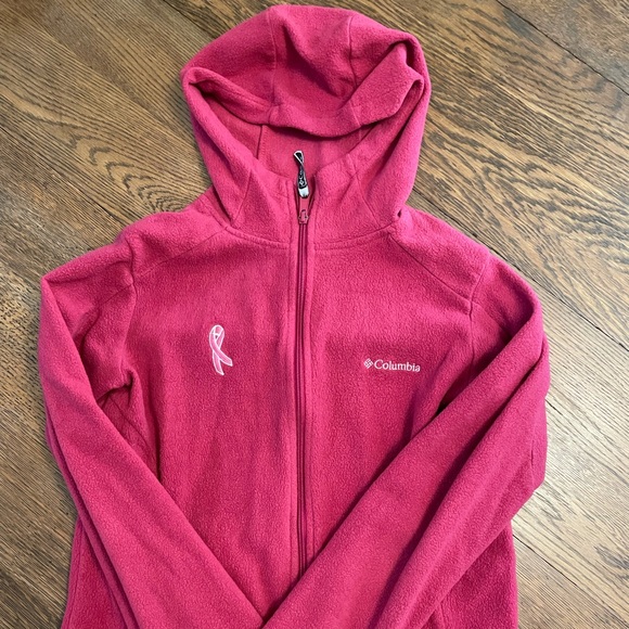Columbia Jackets & Blazers - Women’s Columbia Hoodie